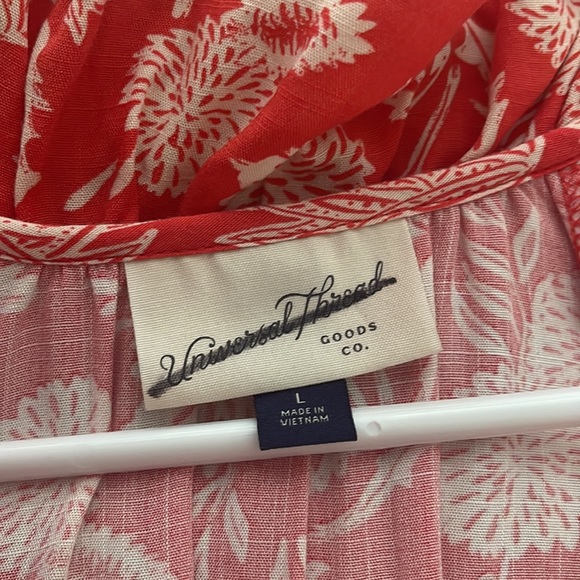 Dress - Picture 4 of 4